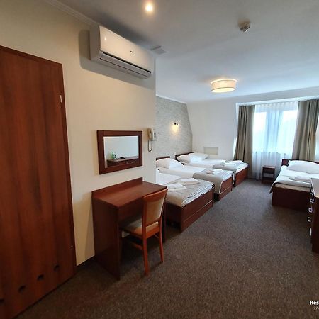 Hotel Palacowa Narol Eksteriør billede