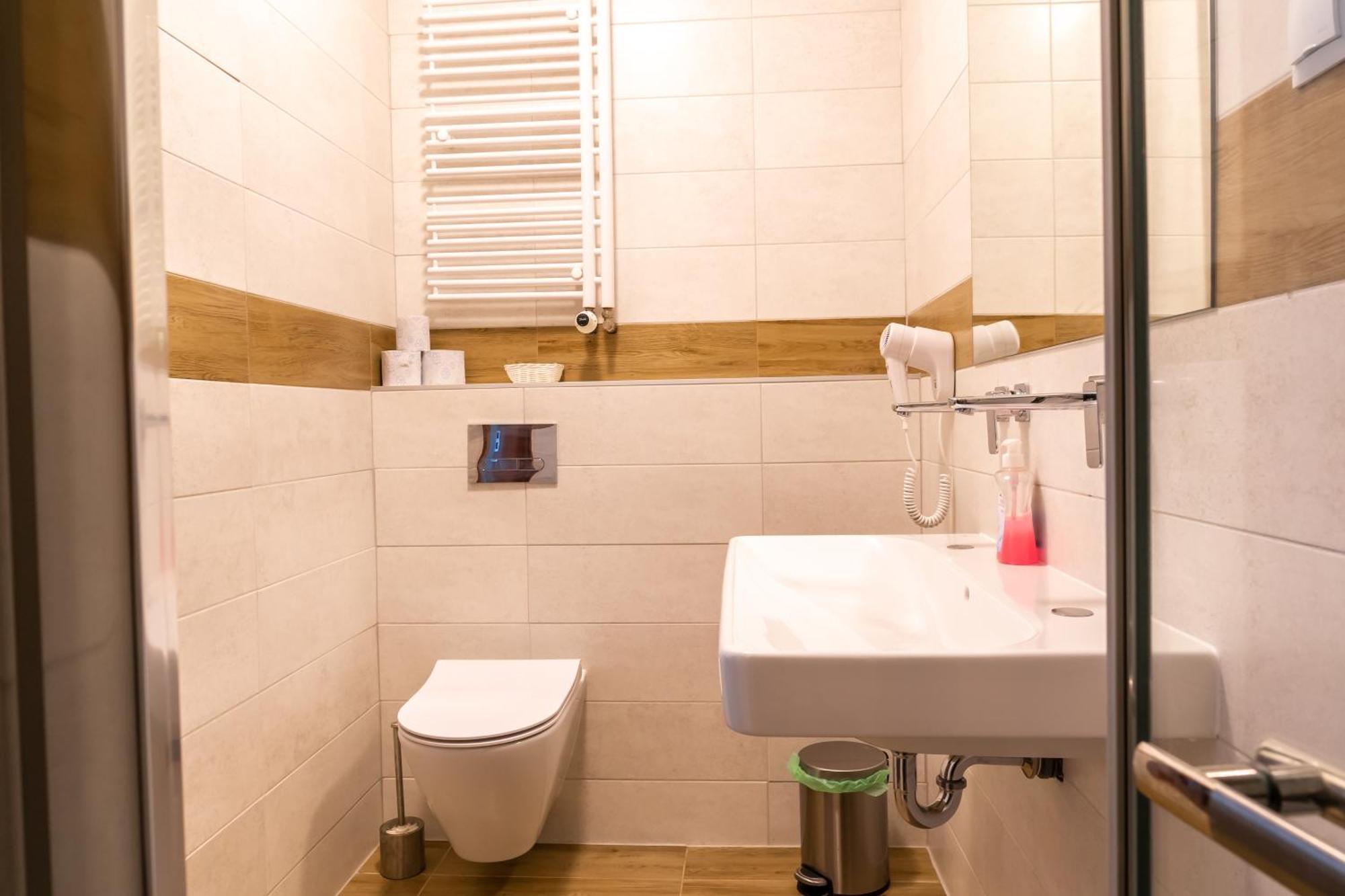 Hotel Palacowa Narol Eksteriør billede