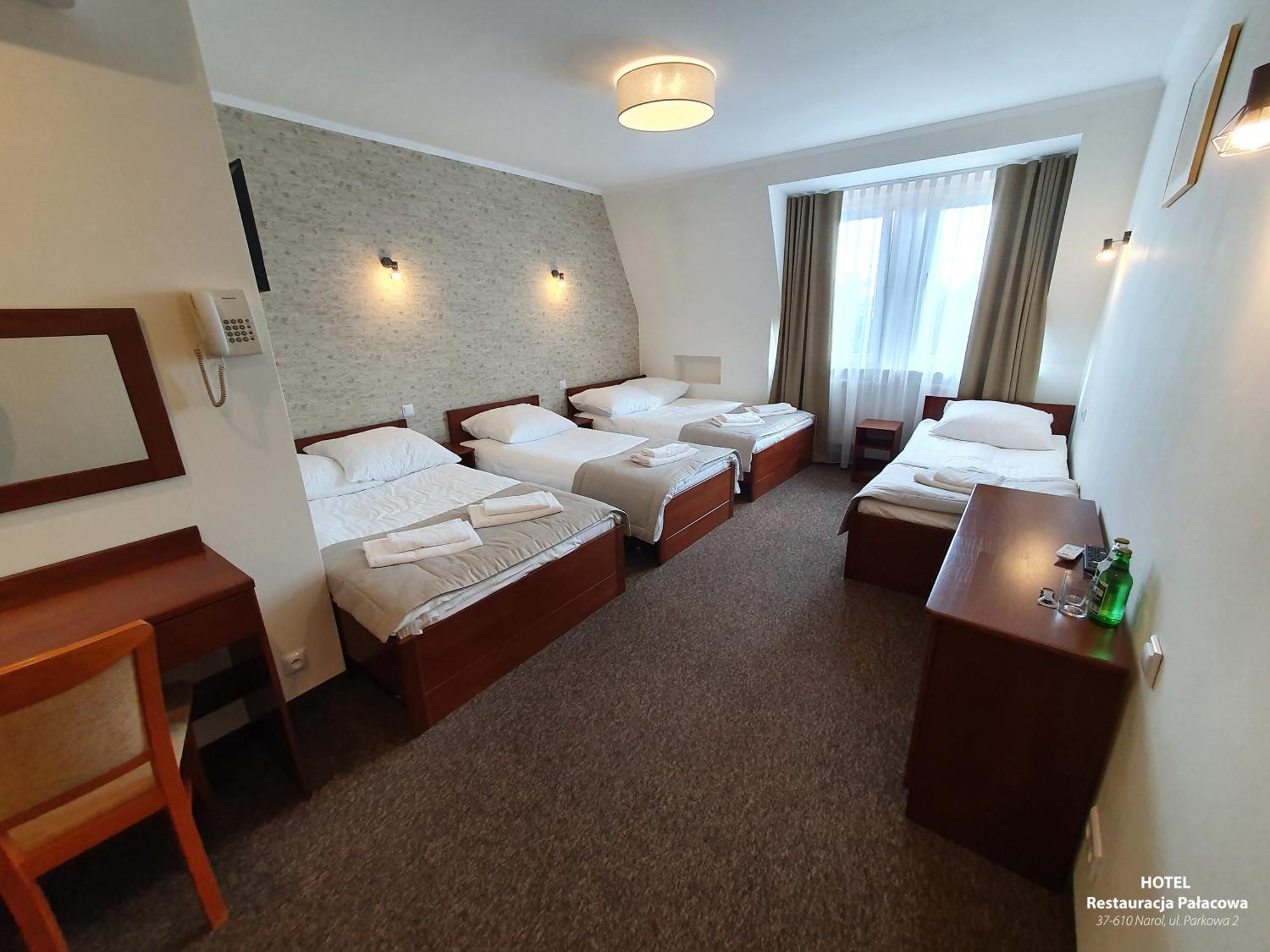 Hotel Palacowa Narol Eksteriør billede